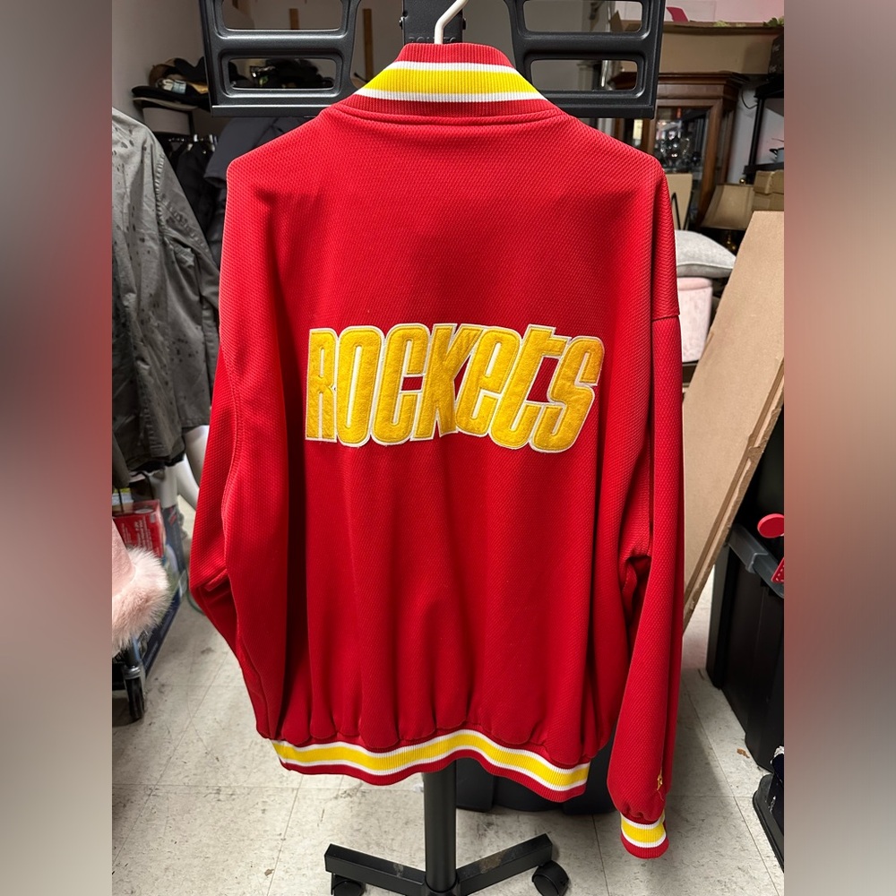 Men’s Houston Rockets Jacket - Picture 4 of 4